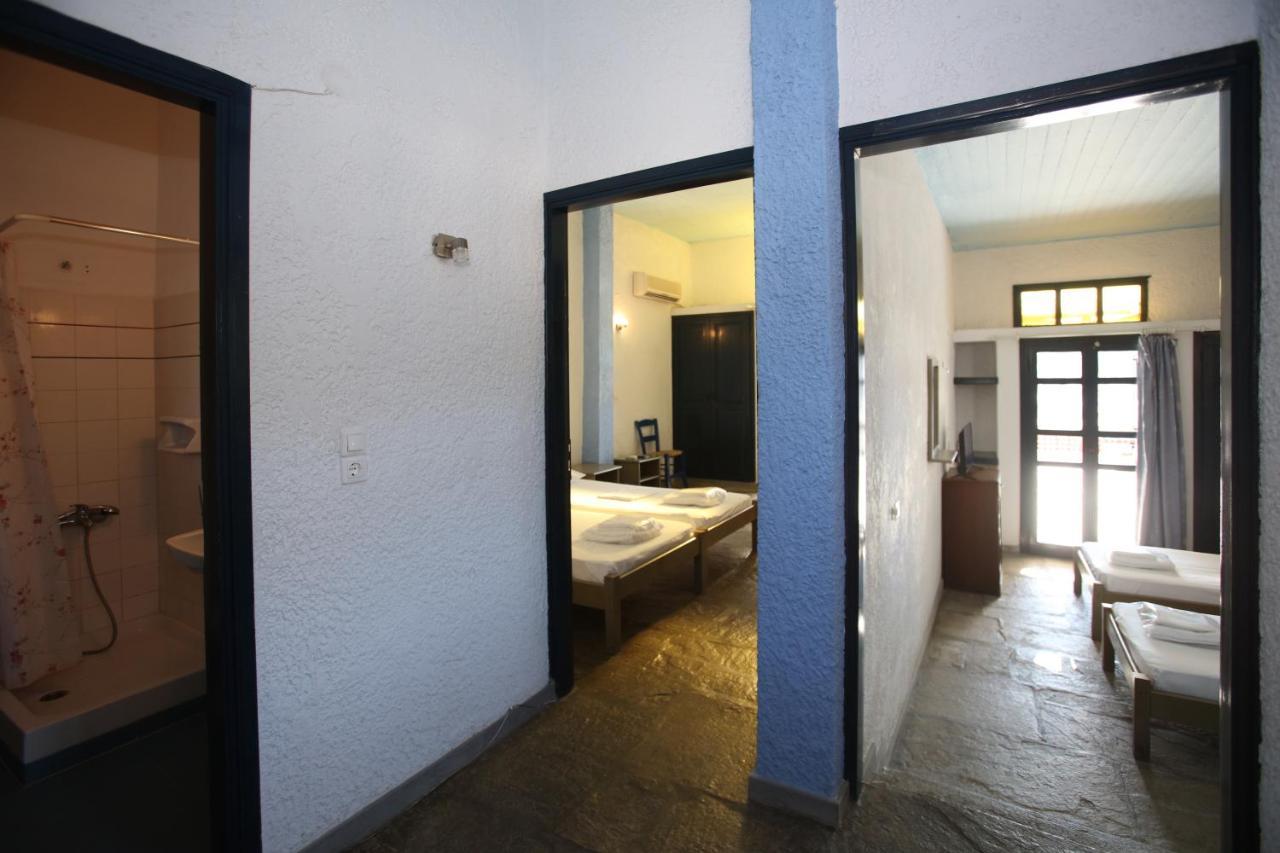 St George Studios & Apartments Batsíon Eksteriør bilde