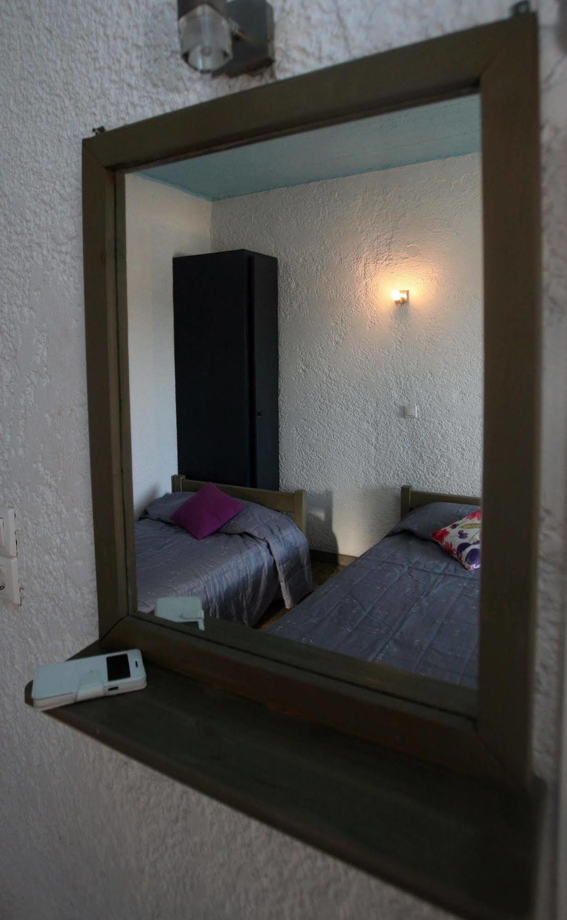 St George Studios & Apartments Batsíon Eksteriør bilde